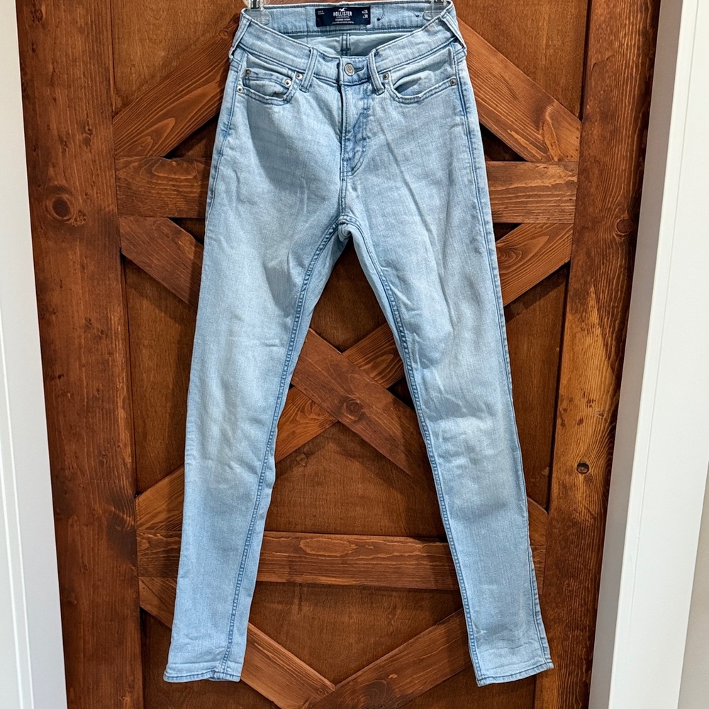 Hollister Men's Stacked Skinny Jeans Size 36/30 smoke free home